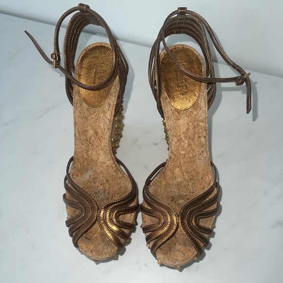 Gucci platform studded wedges - Picture 3 of 6